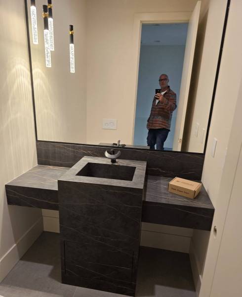 482207685_1094757212454132_6163639111949304113_n